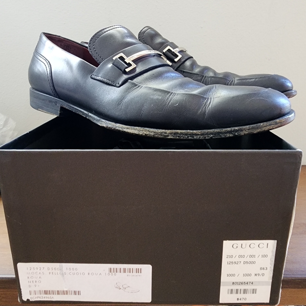 Gucci loafer, size 9D